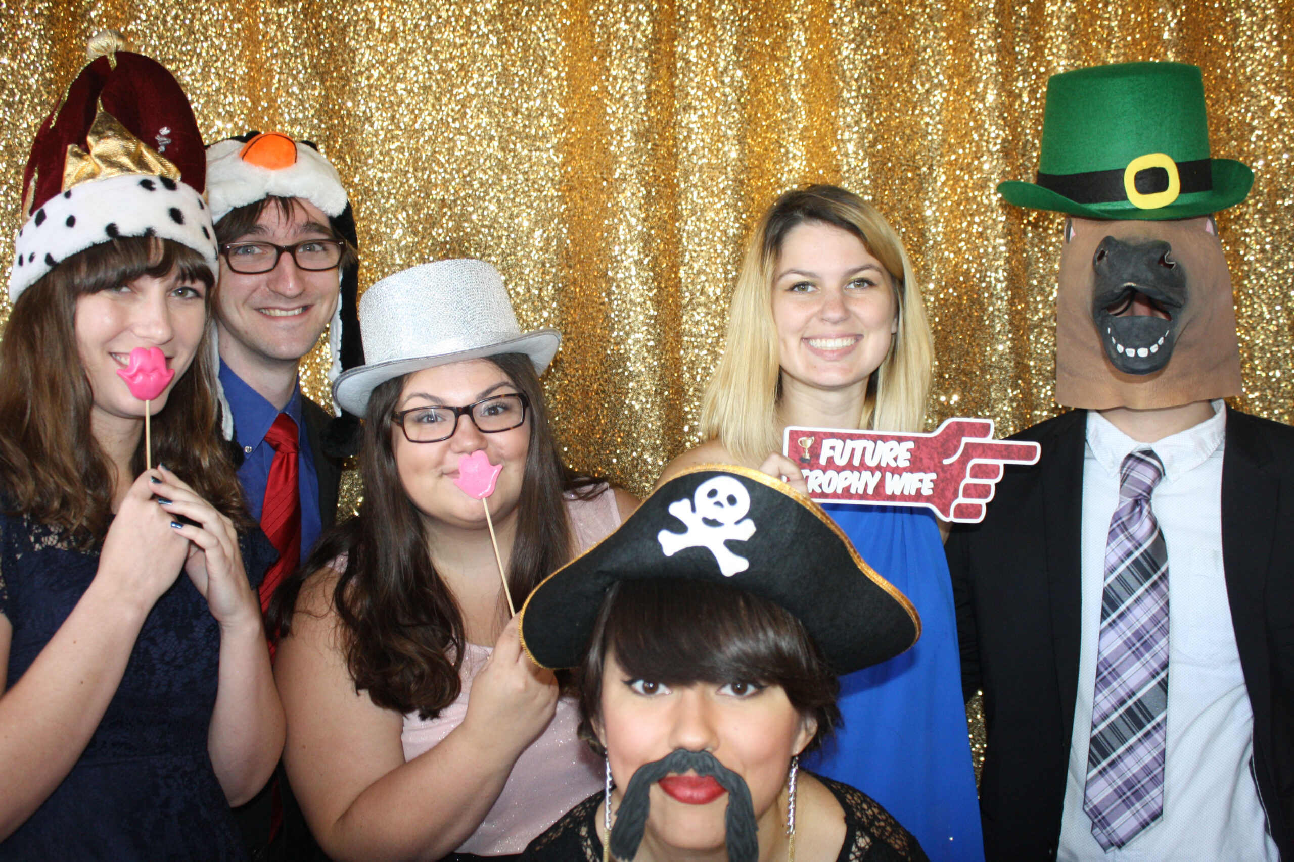 Custom backdrops for Sweet 16 and Quinceañera photobooth